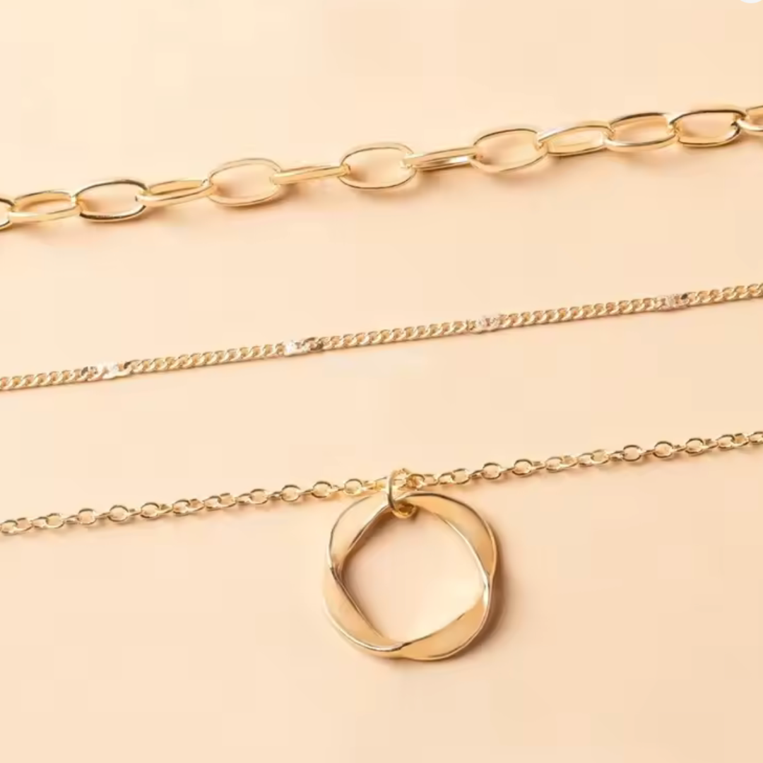 Multilayer Pendant Necklace on Neck Chain Women