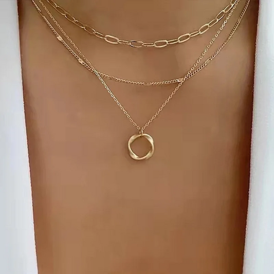 Multilayer Pendant Necklace on Neck Chain Women